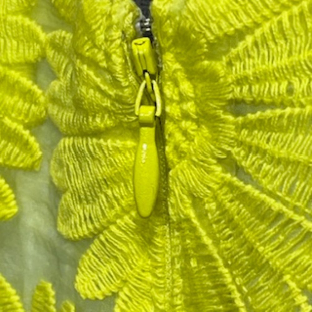 CREMIEUX 'Natalie' Daisy Yellow Halter Dress Size 4 NWT - Picture 14 of 16